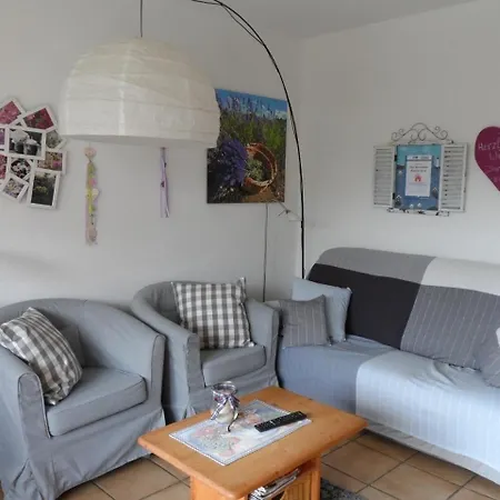 Gemuetliche Ferienwohnung In Eichhagen Mit Grill, Terrasse Und Garten Апартаменты *