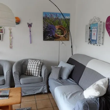 Gemuetliche Ferienwohnung In Eichhagen Mit Grill, Terrasse Und Garten * Ольпе