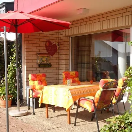 Gemuetliche Ferienwohnung In Eichhagen Mit Grill, Terrasse Und Garten *