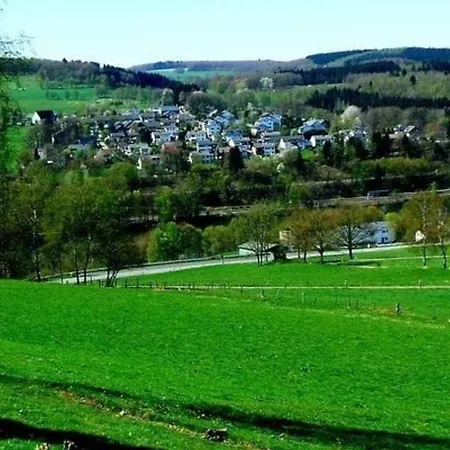 Gemuetliche Ferienwohnung In Eichhagen Mit Grill, Terrasse Und Garten